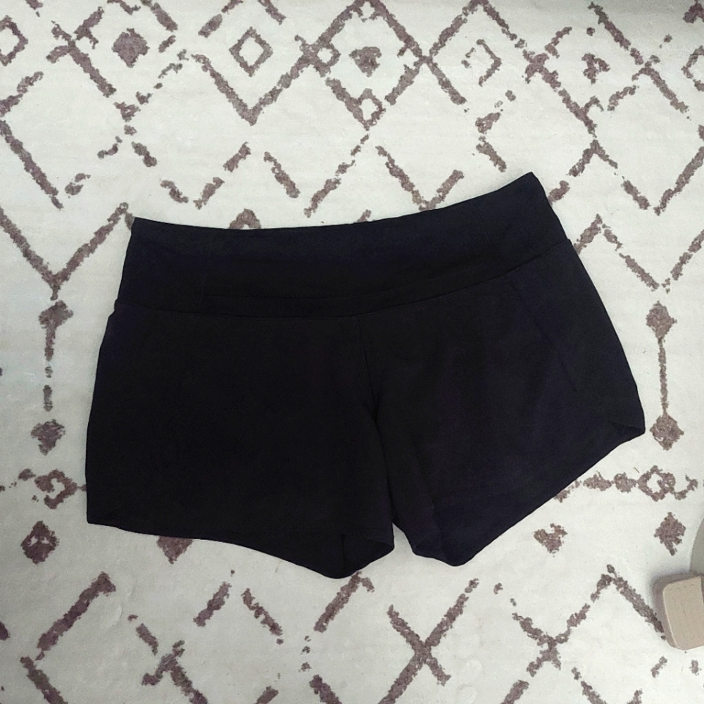 Lululemon EUC Lined Black Shorts